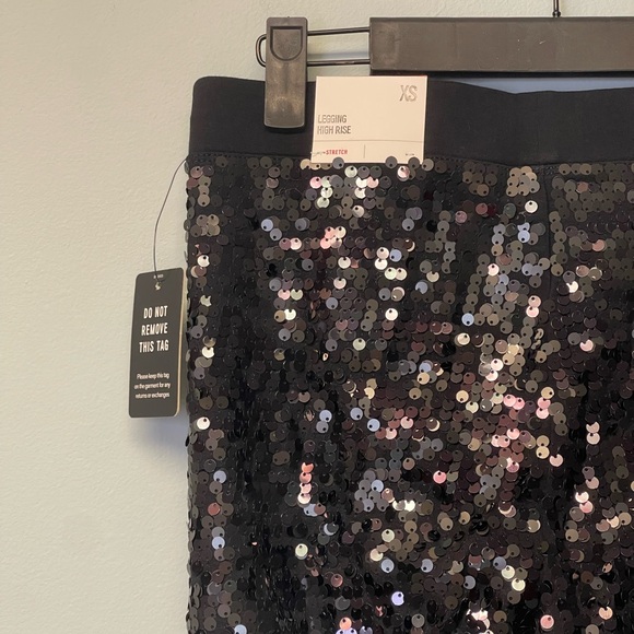Express Sequin Black Leggings - Picture 3 of 4